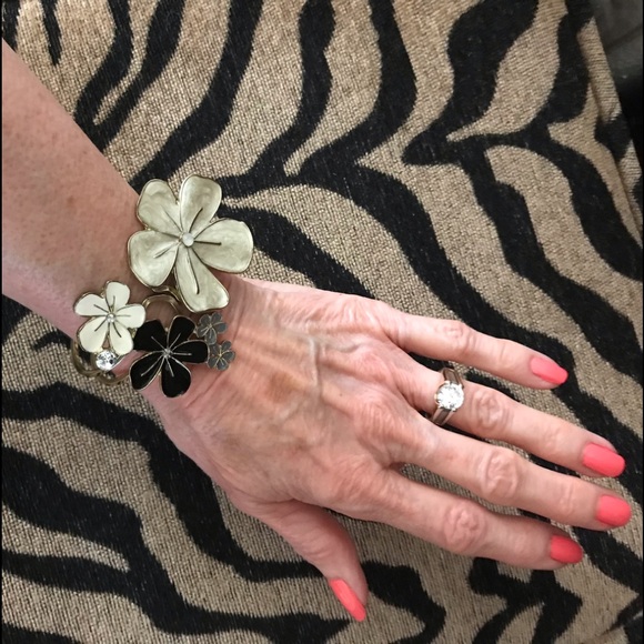 Statement Bracelet - Picture 4 of 6